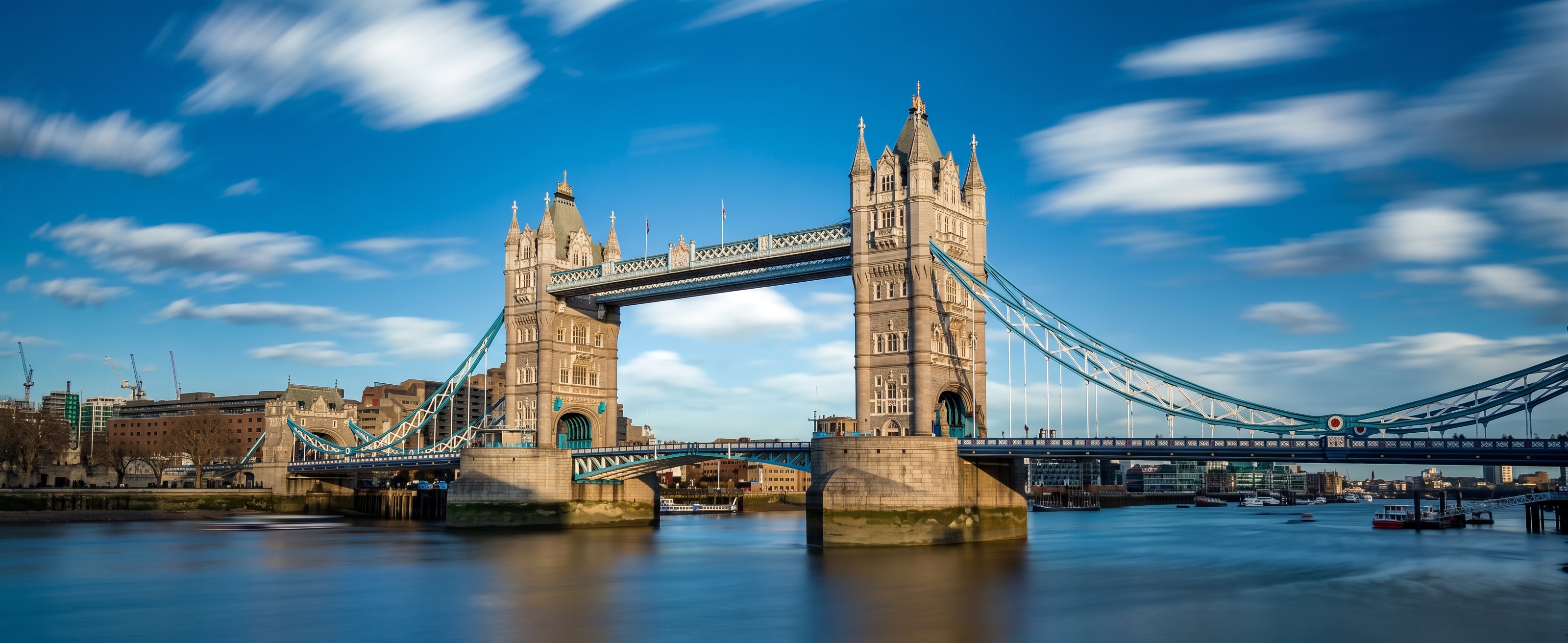 The top UK parcel delivery partners for cross-border shippers