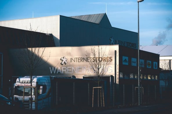 internetstores warehouse